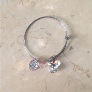 Disney Minnie Mouse bracelet